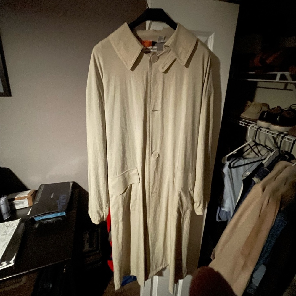 Vintage Armani trench coat size 44